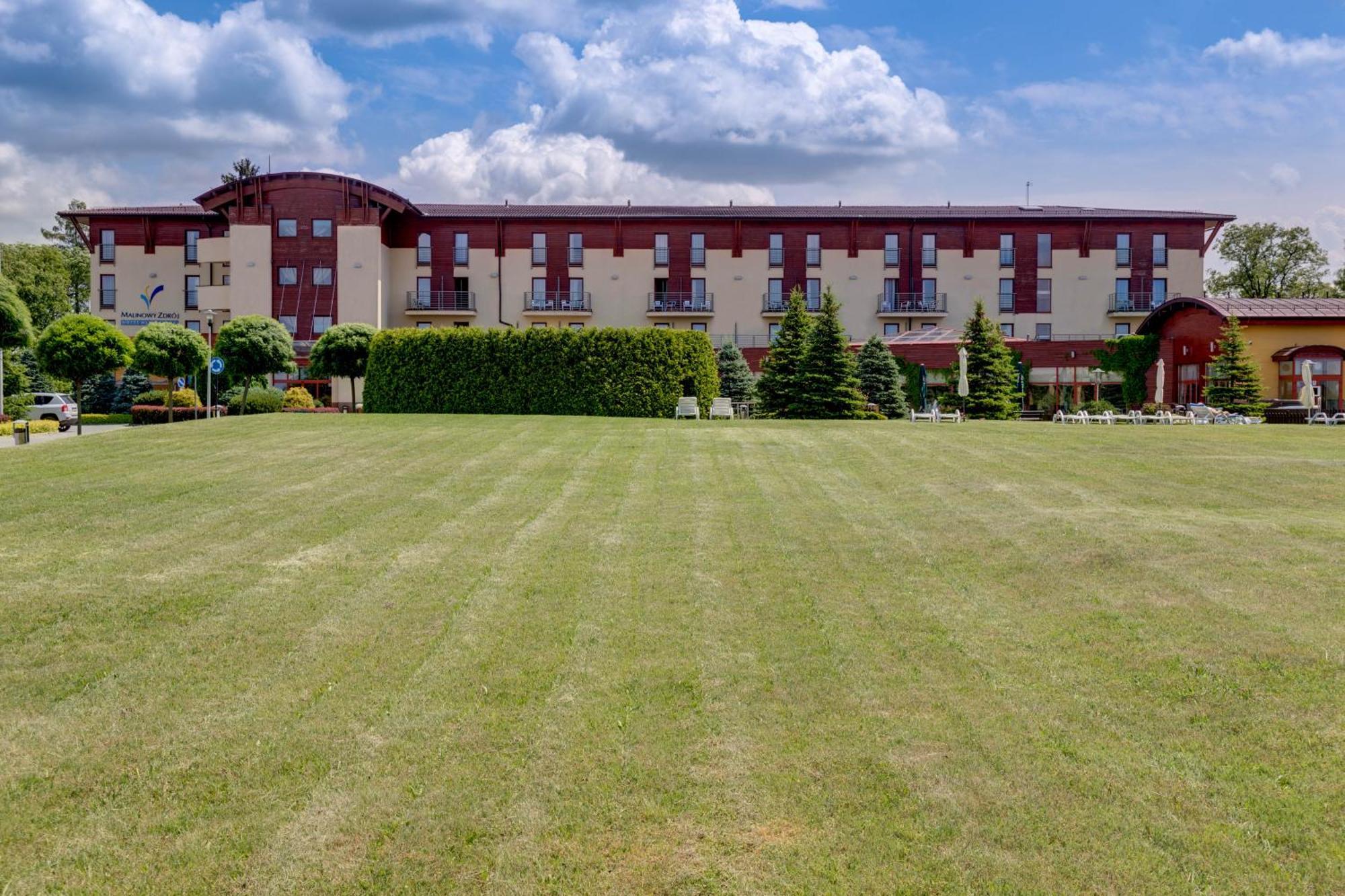 Hotel Medical Spa Malinowy Zdroj Солец-Здрой Екстериор снимка